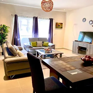Amplio Y Confortable Apartamento En Apartamento